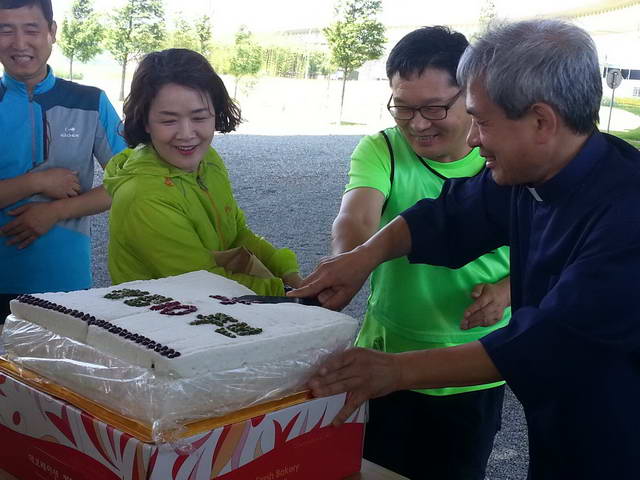20160619부산가톨릭선교마라톤동호회창립10주년010_resize.jpg