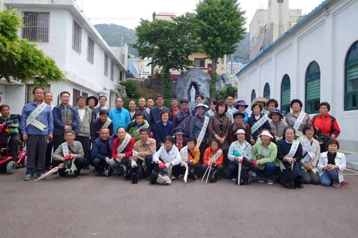 20160515신선성당환경정화운동002_resize.JPG