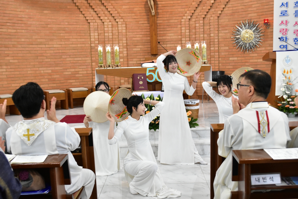 20251012사상성당본당설립50주년기념미사006.JPG
