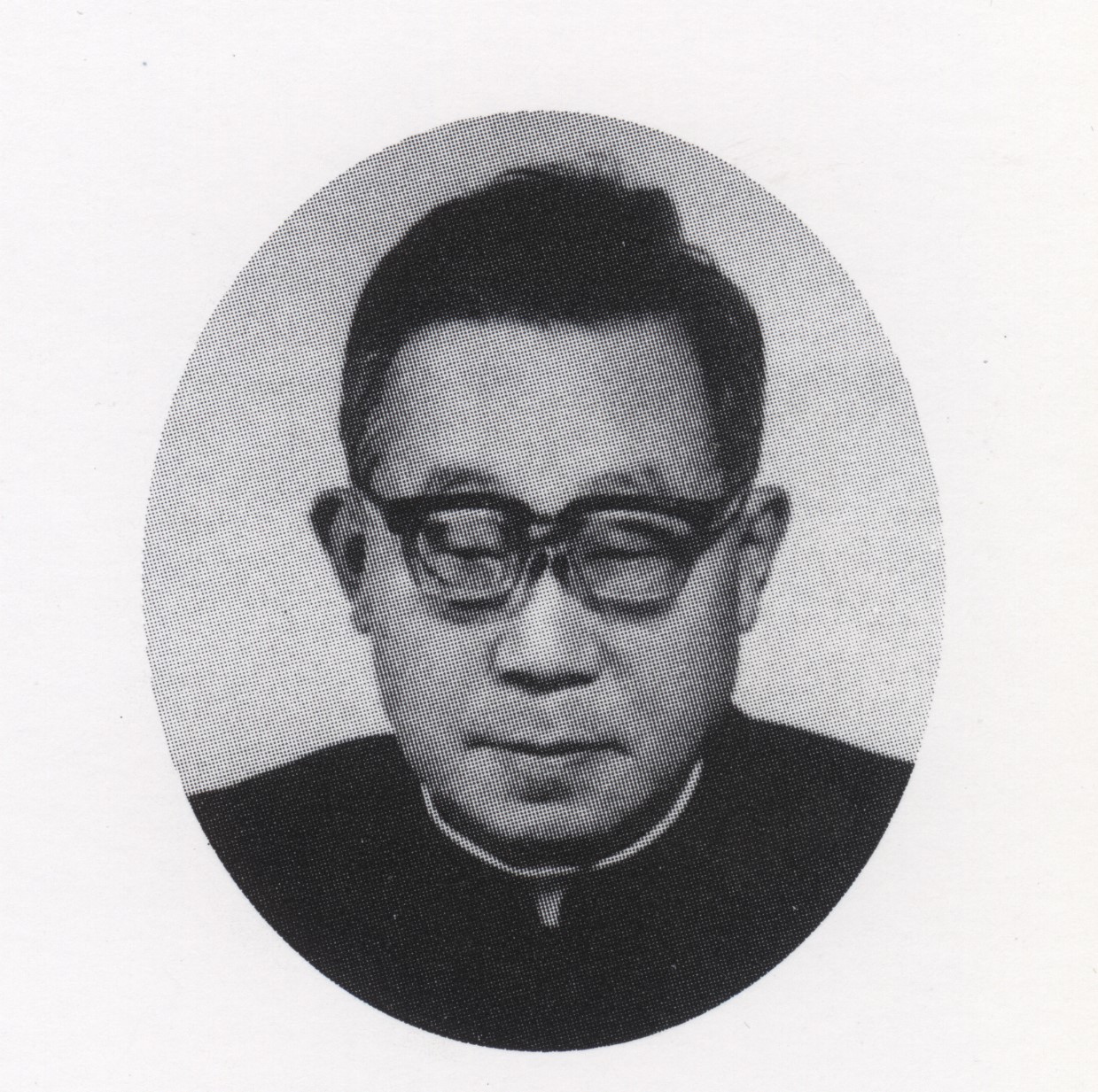 김충무 신부 사진